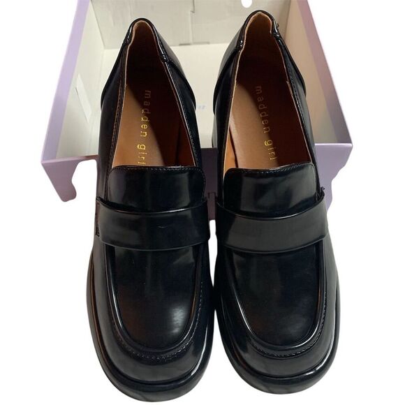 Madden Girl Women's Black Loafers Delphine Slip On Square Toe - Picture 4 of 4